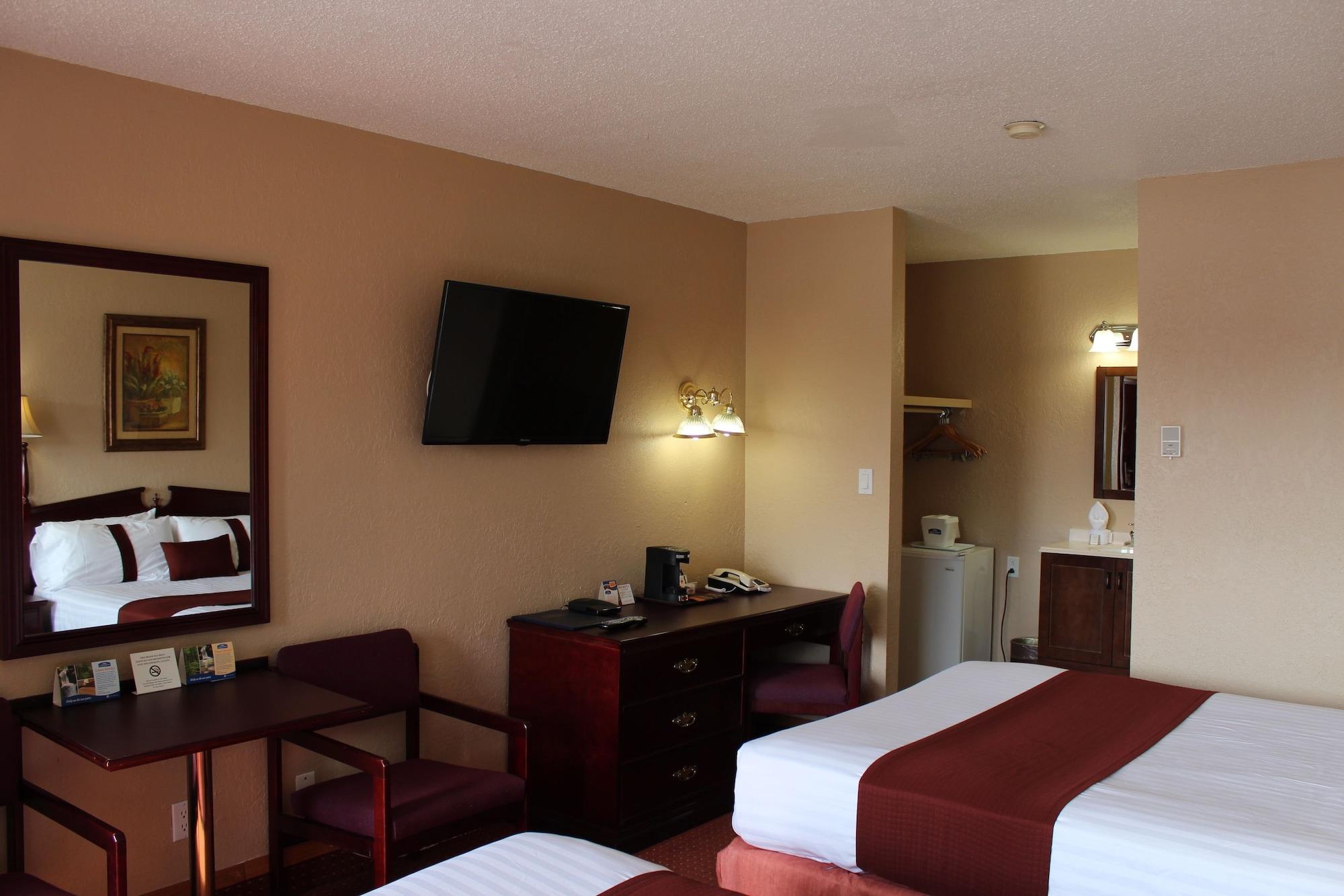 Howard Johnson By Wyndham Red Deer Exterior foto